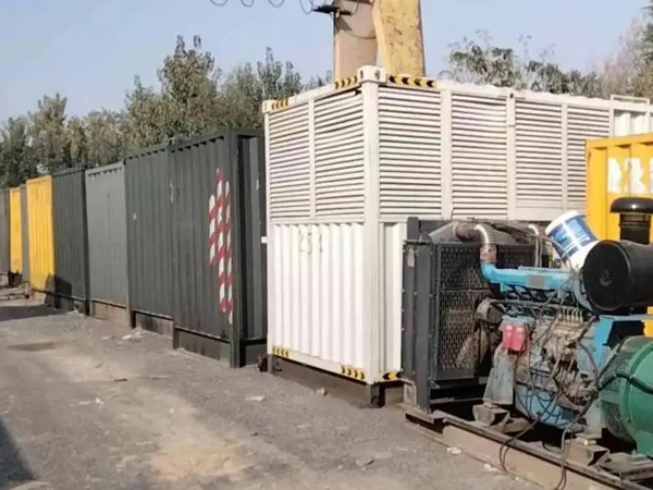 营口200KW柴油发电机机组每小时油耗是多少？